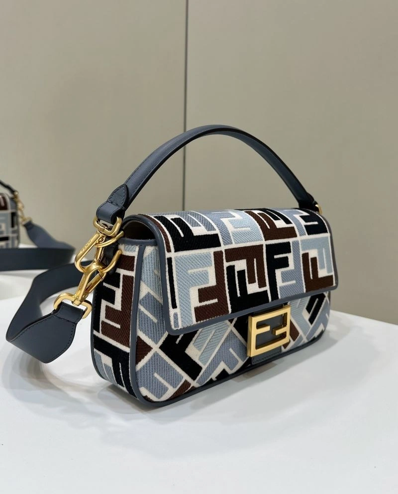 Trendsetting Fendi Baguette Bags 58054