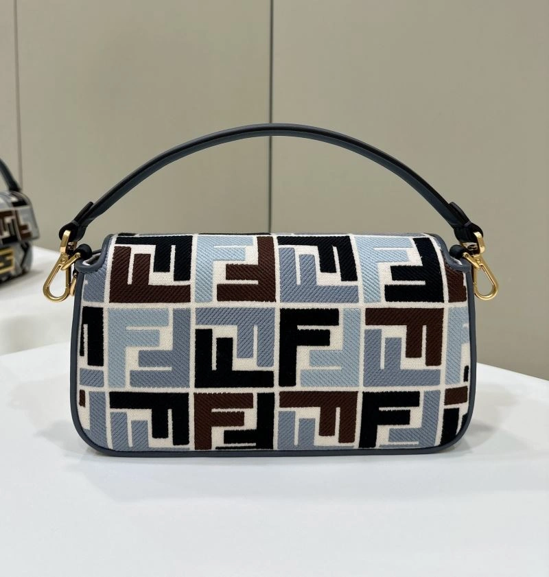 Trendsetting Fendi Baguette Bags 58054