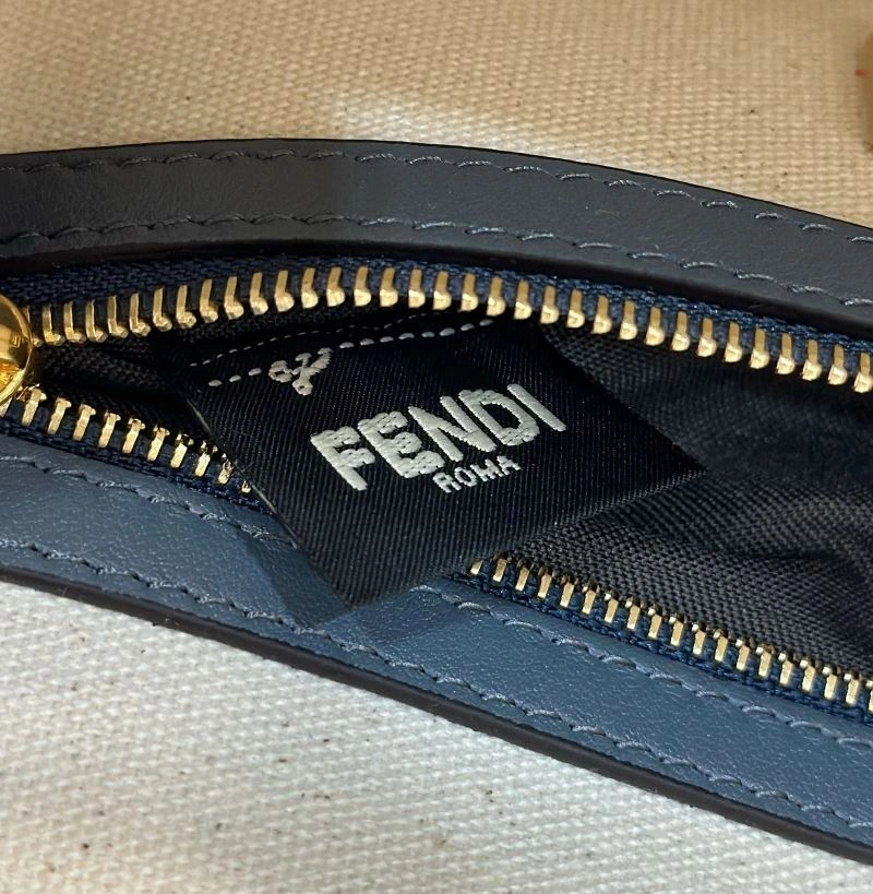 Trendsetting Fendi Baguette Bags 58054
