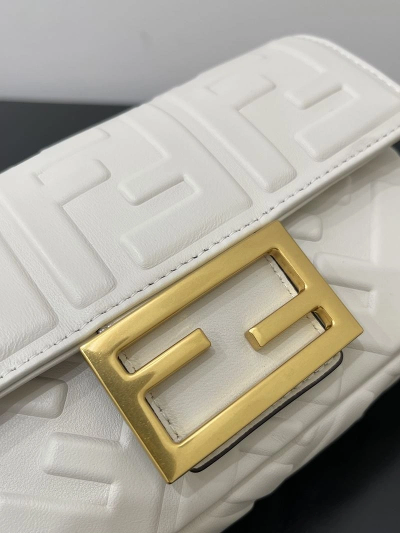 Snug Fendi Baguette Bags 58064