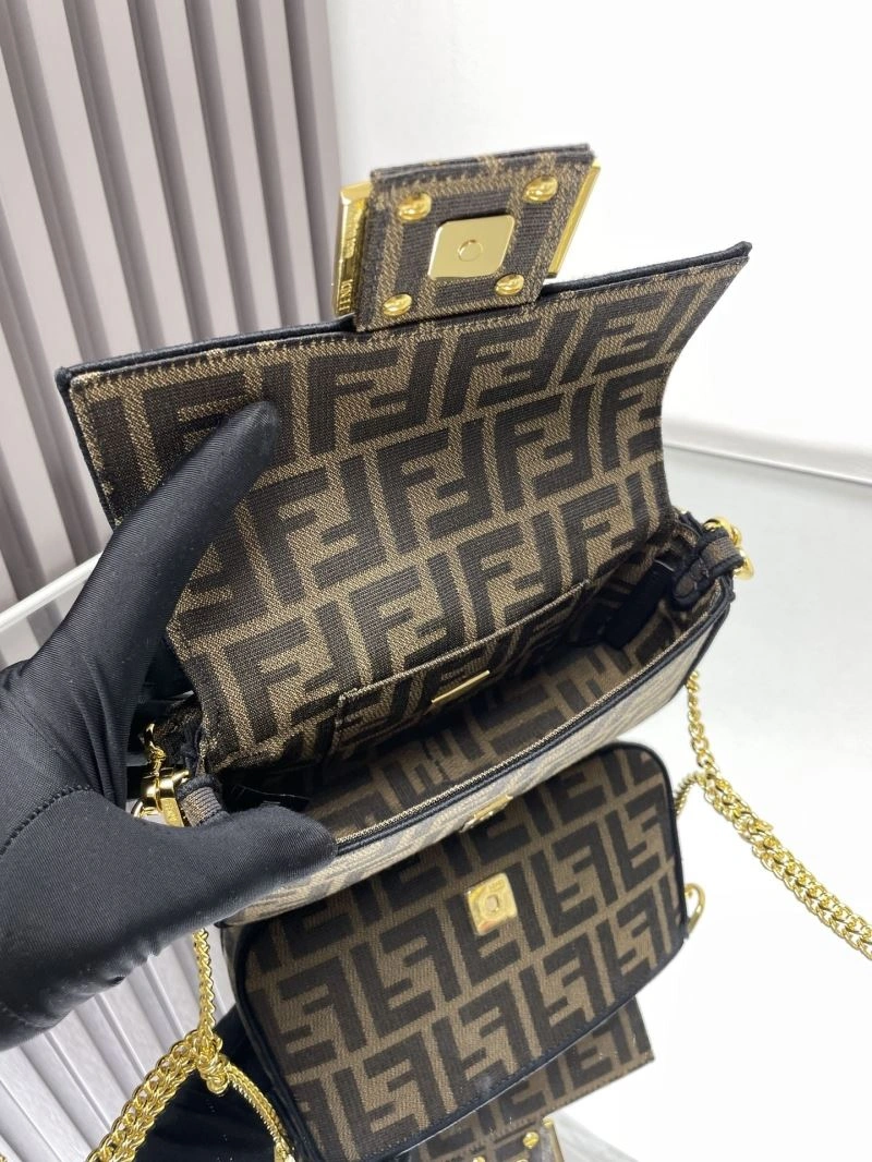 Flexible Fendi Baguette Bags 58049