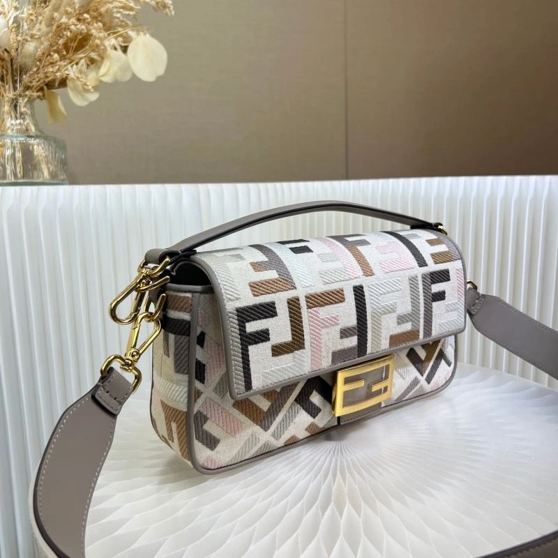 Thermal Fendi Baguette Bags 58048