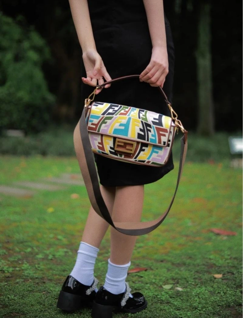 WellDesigned Fendi Baguette Bags 58046