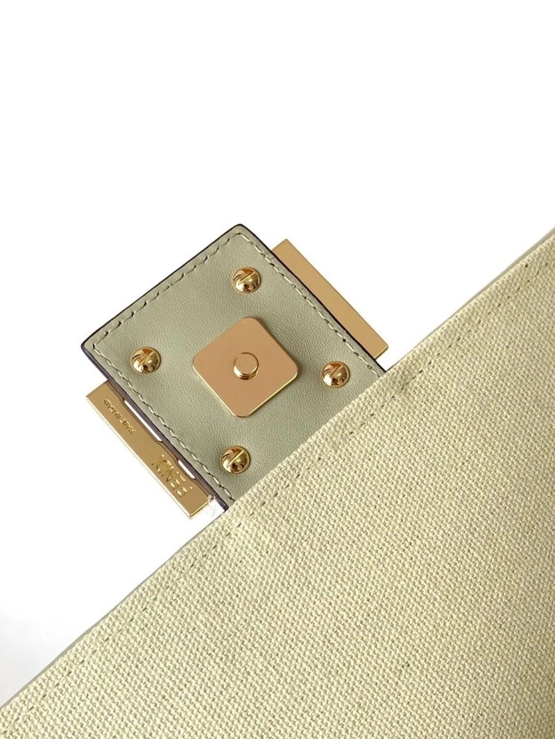 Fendi Baguette Bags Durable 58154