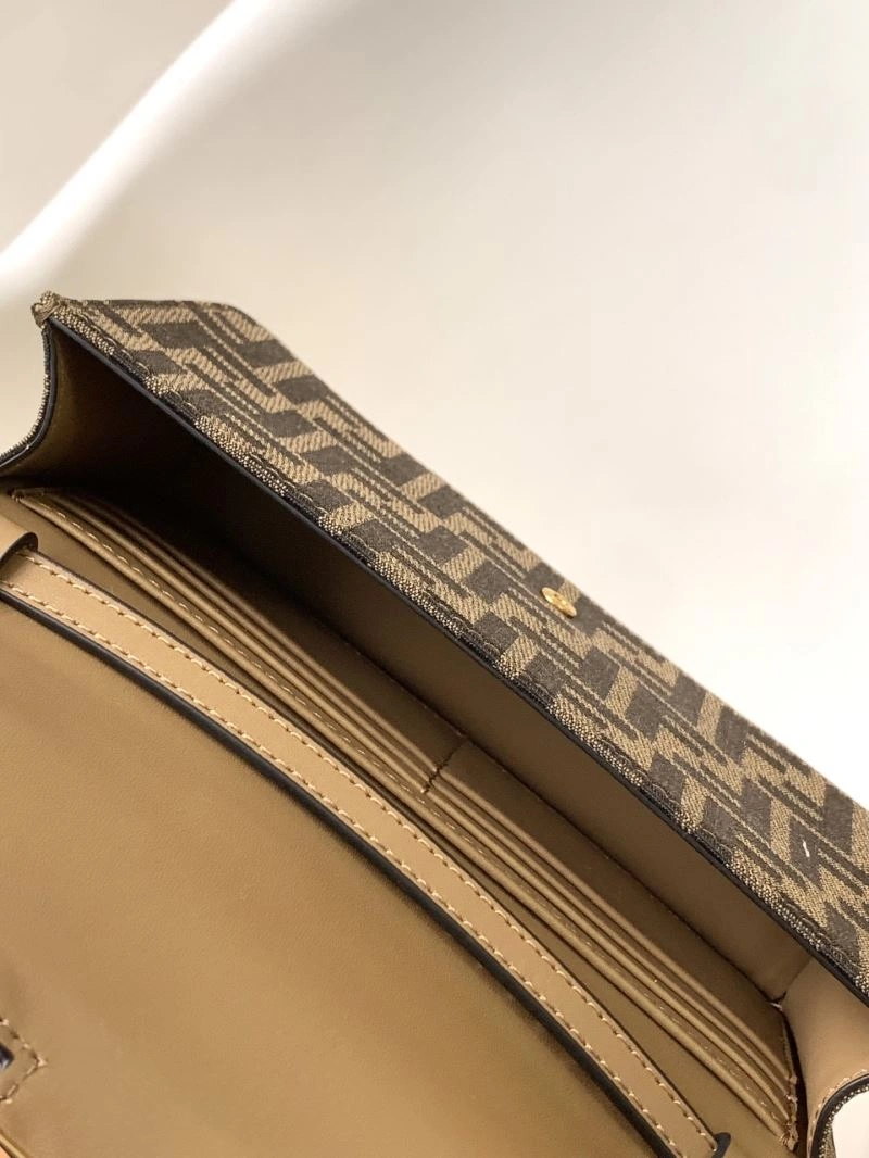 MultiPurpose Fendi Baguette Bags 58038