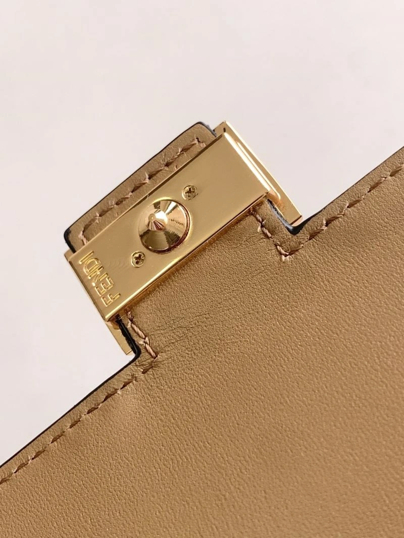 MultiPurpose Fendi Baguette Bags 58038