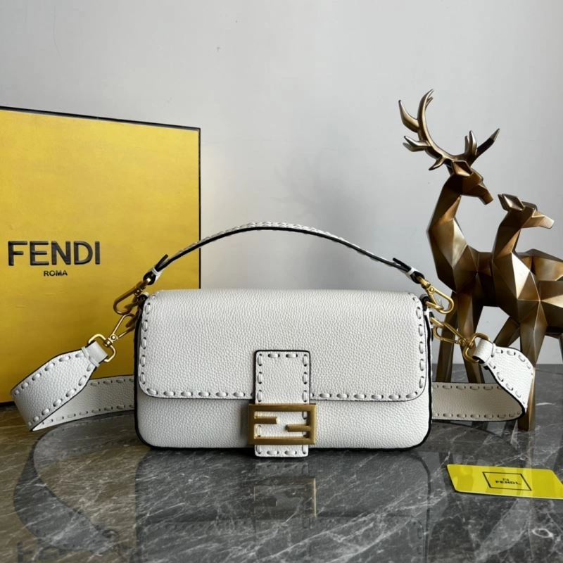 Fendi Baguette Bags Comfortable 58037