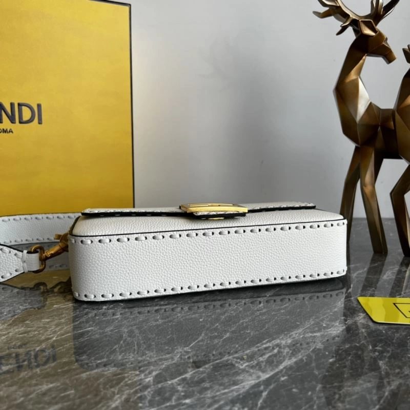 Fendi Baguette Bags Comfortable 58037