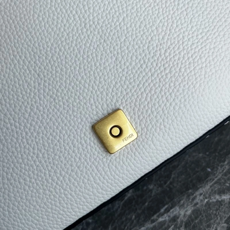 Fendi Baguette Bags Comfortable 58037