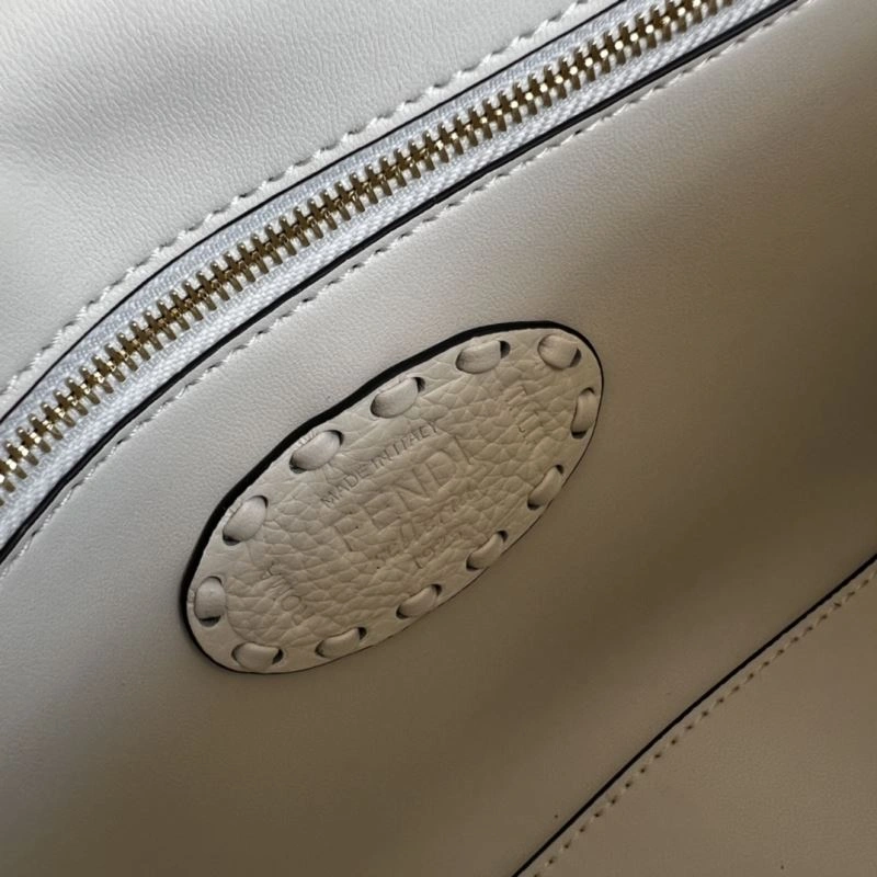 Fendi Baguette Bags Comfortable 58037