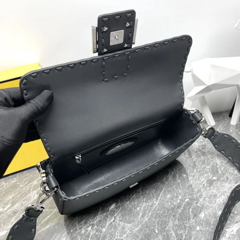 Stretchable Fendi Baguette Bags 58025