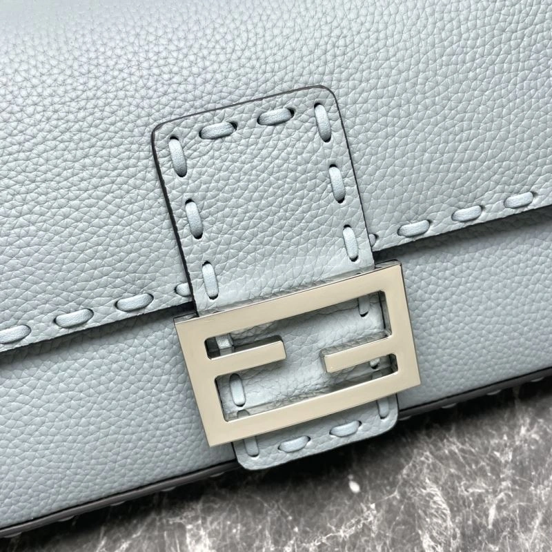 Versatile Fendi Baguette Bags 58066