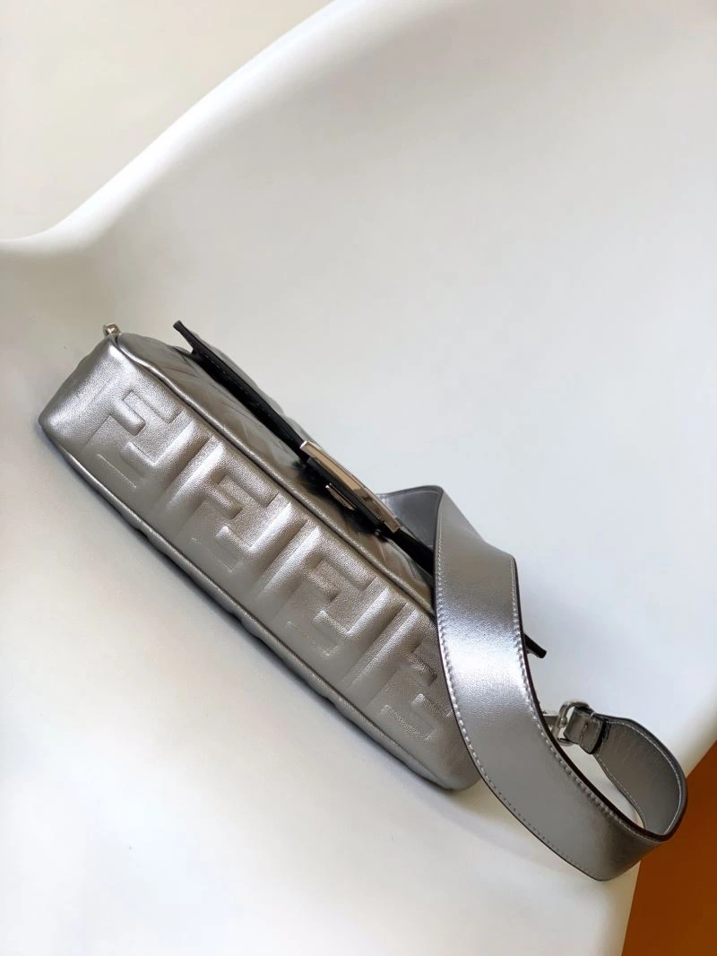Trendsetting Fendi Baguette Bags 58068