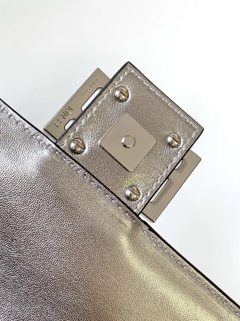 Trendsetting Fendi Baguette Bags 58068