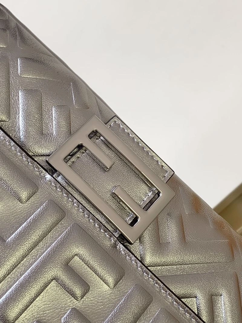 Trendsetting Fendi Baguette Bags 58068