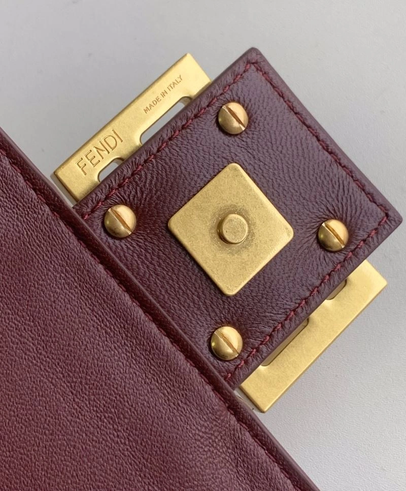 Affordable Fendi Baguette Bags 58019