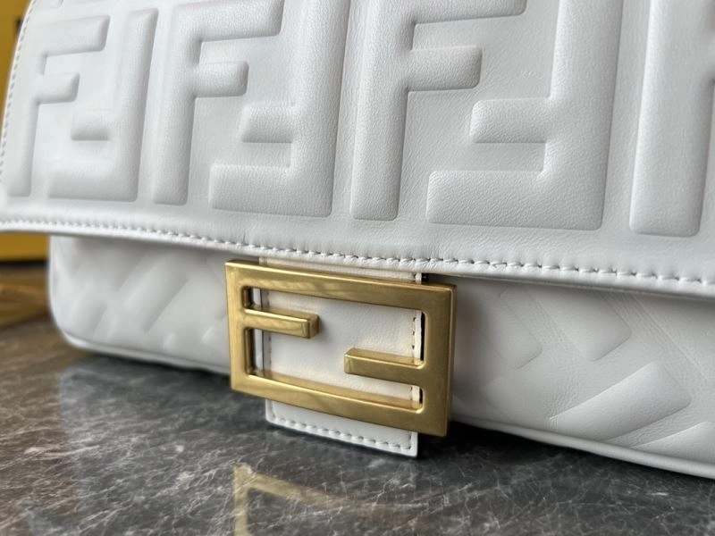 Fendi Baguette Bags QuickDry 58016