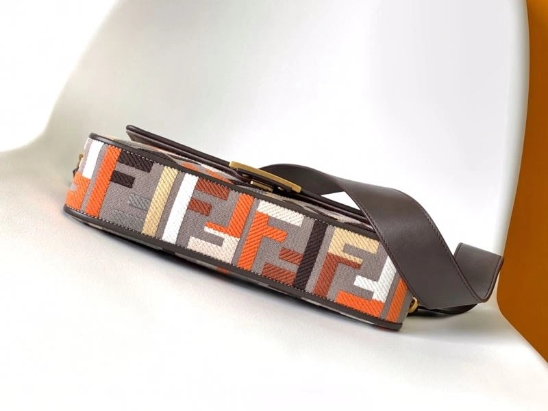 Cozy Fendi Baguette Bags 58004