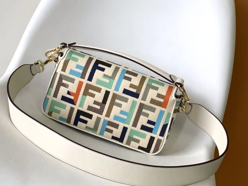 FashionForward Fendi Baguette Bags 58003