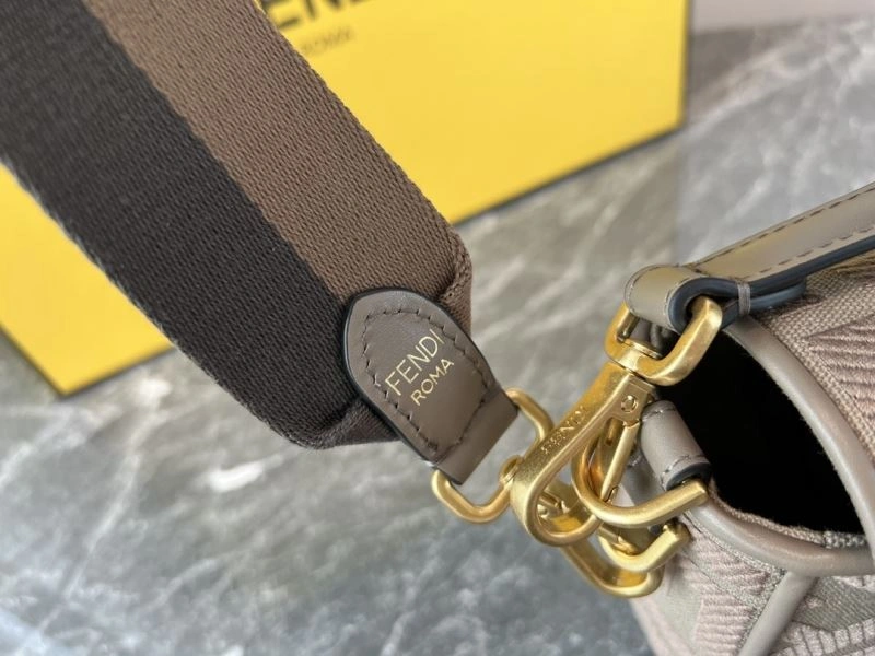 Fendi Baguette Bags WaterResistant 58027