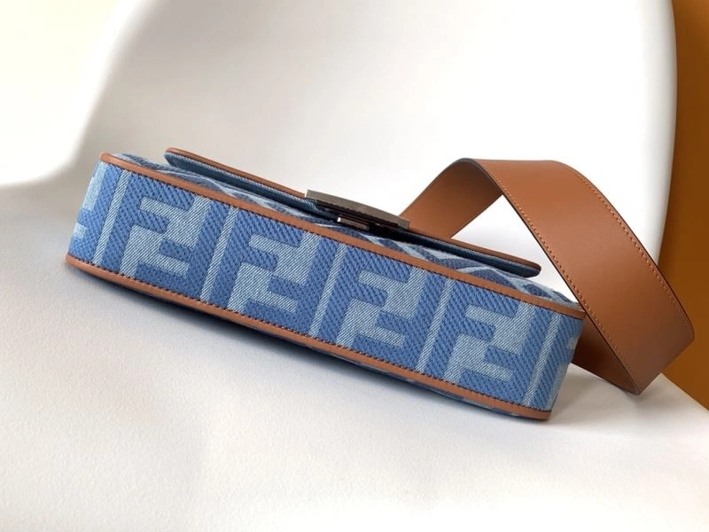 Comfortable Fendi Baguette Bags 57988