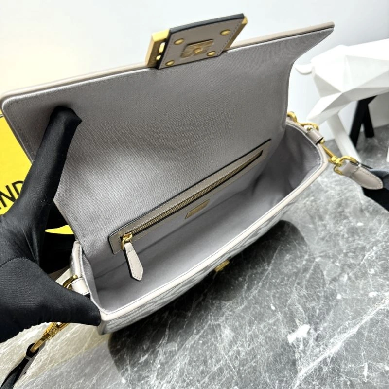 ZipUp Fendi Baguette Bags 57994