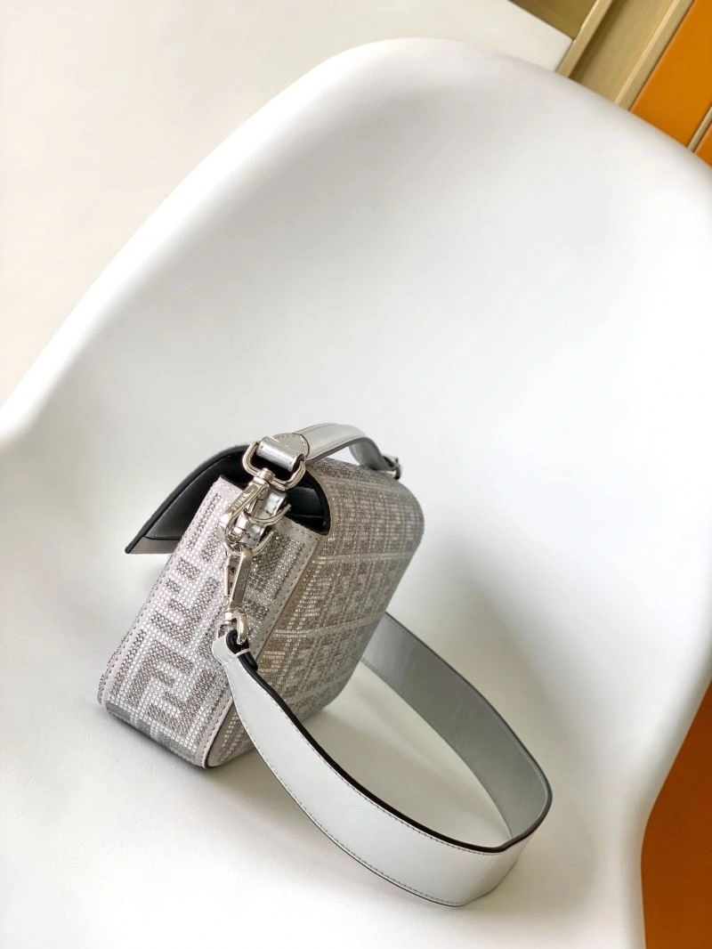 Lightweight Fendi Baguette Bags 57984