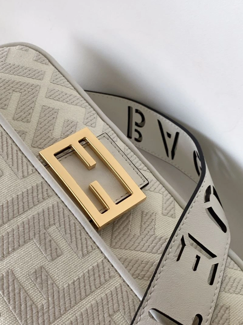 Fendi Baguette Bags Sleek 57983