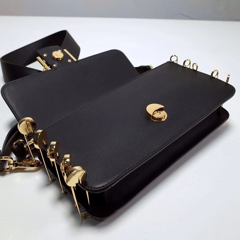 Fendi Baguette Bags Bold 59444