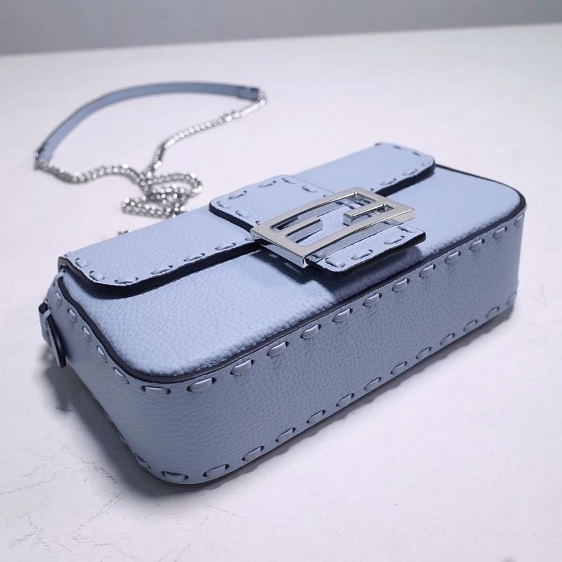 Fendi Baguette Bags Elegant 59429