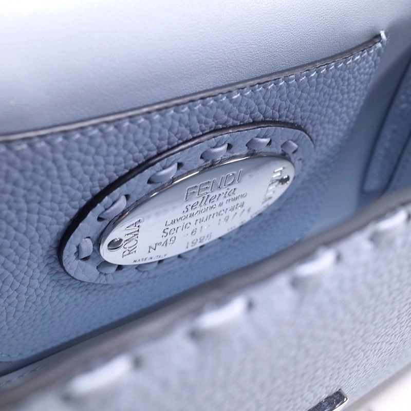 Fendi Baguette Bags Elegant 59429
