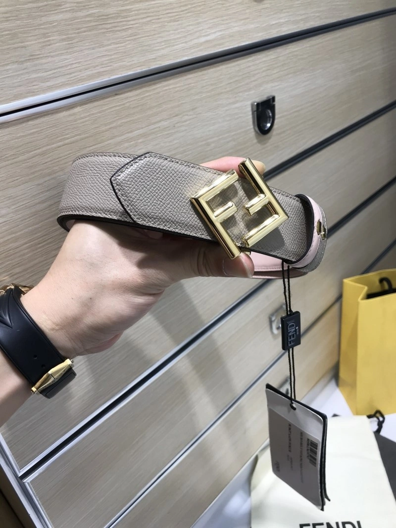 Resilient Fendi Belts 286147