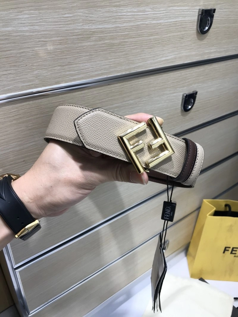 ModernLook Fendi Belts 286143