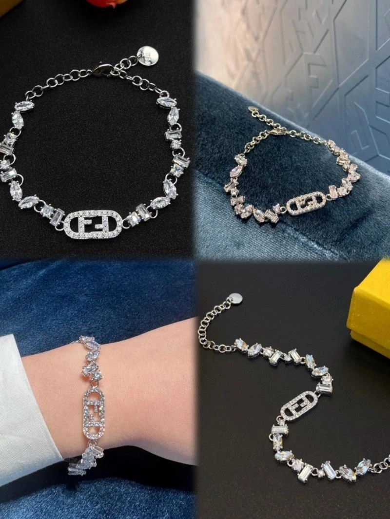 Elegant Fendi Bracelets 213061