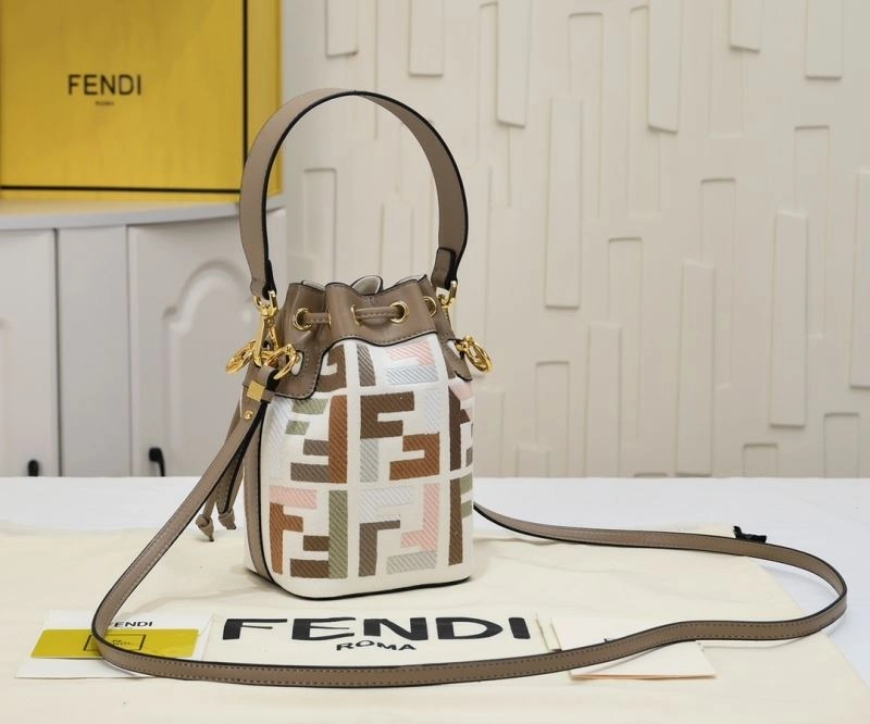Fendi Bucket Bags UrbanStyle 85426