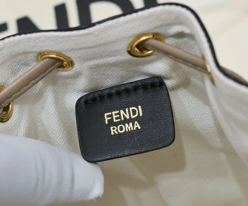 Fendi Bucket Bags UrbanStyle 85426