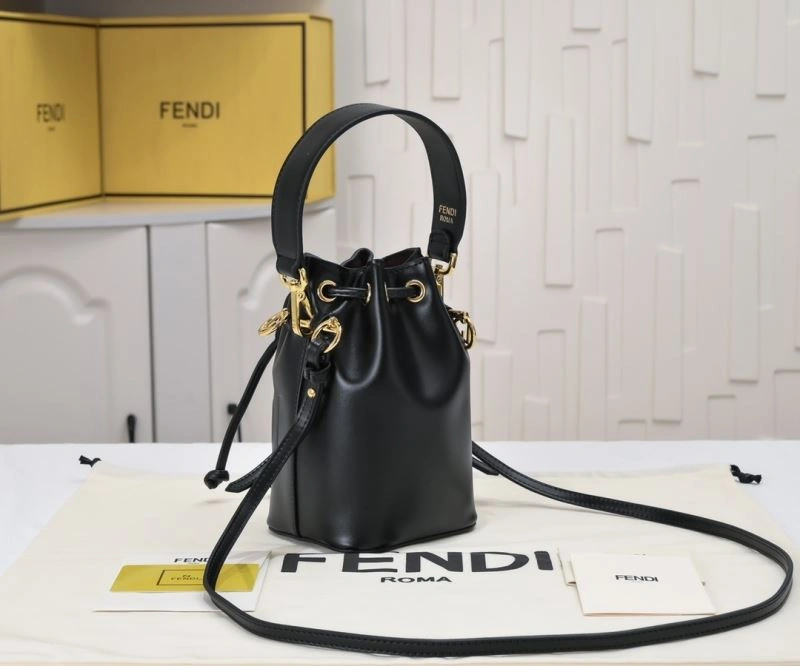 WellDesigned Fendi Bucket Bags 85394