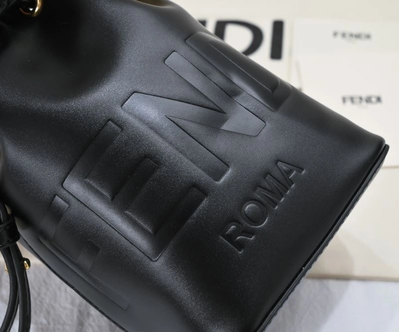 WellDesigned Fendi Bucket Bags 85394