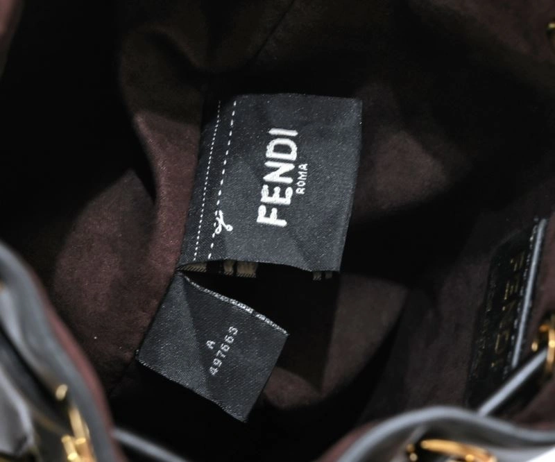 WellDesigned Fendi Bucket Bags 85394
