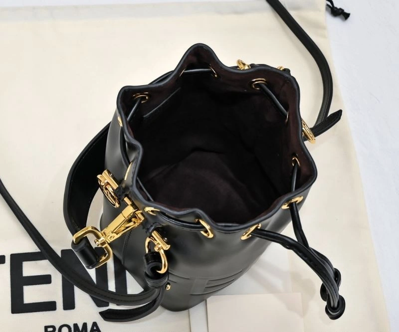 WellDesigned Fendi Bucket Bags 85394