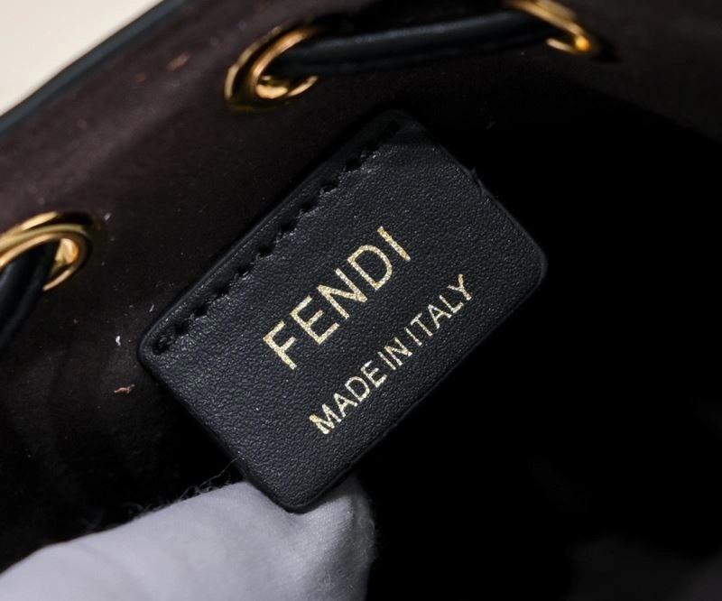 Trendsetting Fendi Bucket Bags 85389