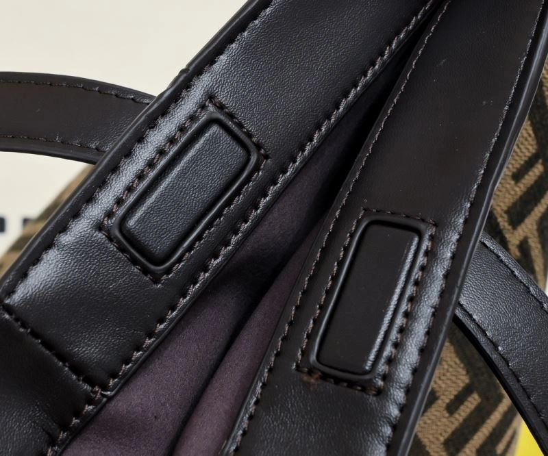 Fendi Bucket Bags Comfortable 85382