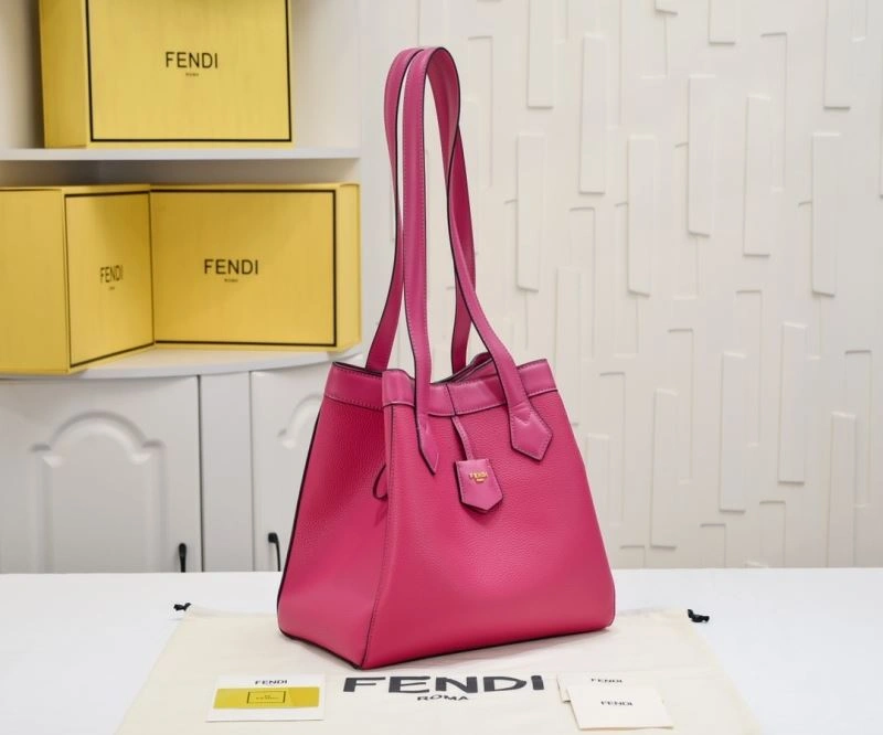 Supportive Fendi Bucket Bags 85372
