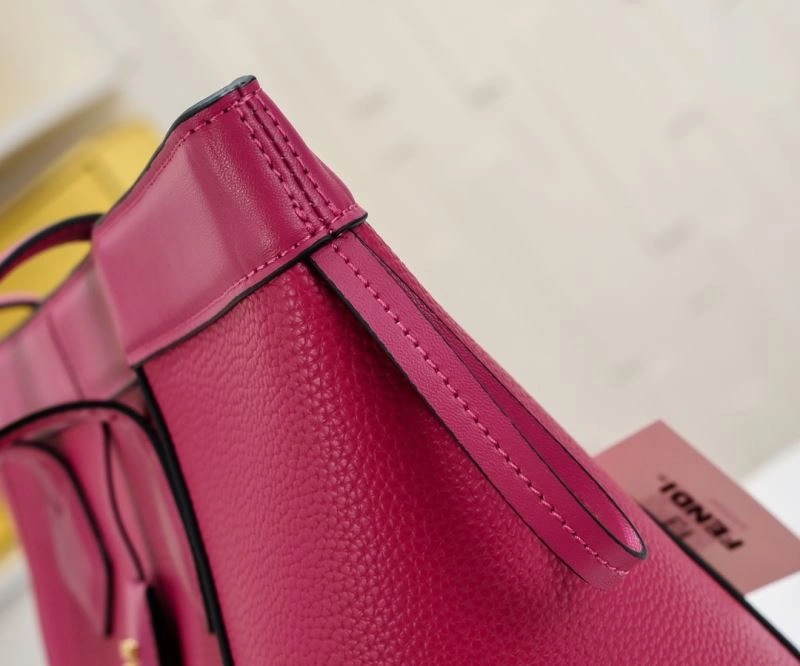 Supportive Fendi Bucket Bags 85372