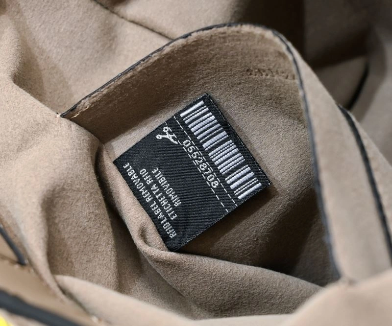 Packable Fendi Bucket Bags 85378