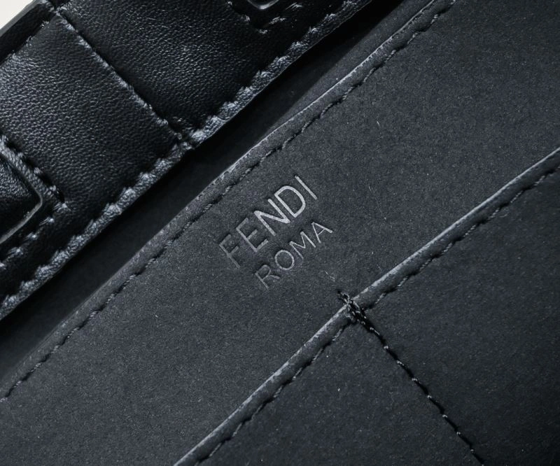 Fendi Bucket Bags Effortless 85366