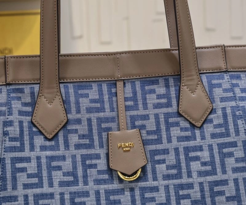 Elegant Fendi Bucket Bags 85367