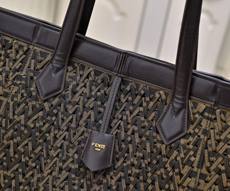 Fendi Bucket Bags Comfortable 85362