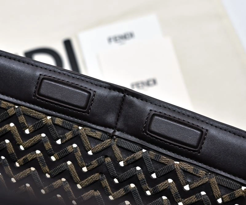 Fendi Bucket Bags Comfortable 85362