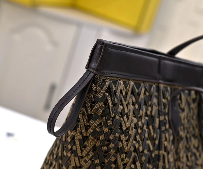 Fendi Bucket Bags Comfortable 85362
